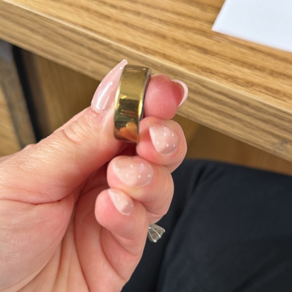 Oura Ring.